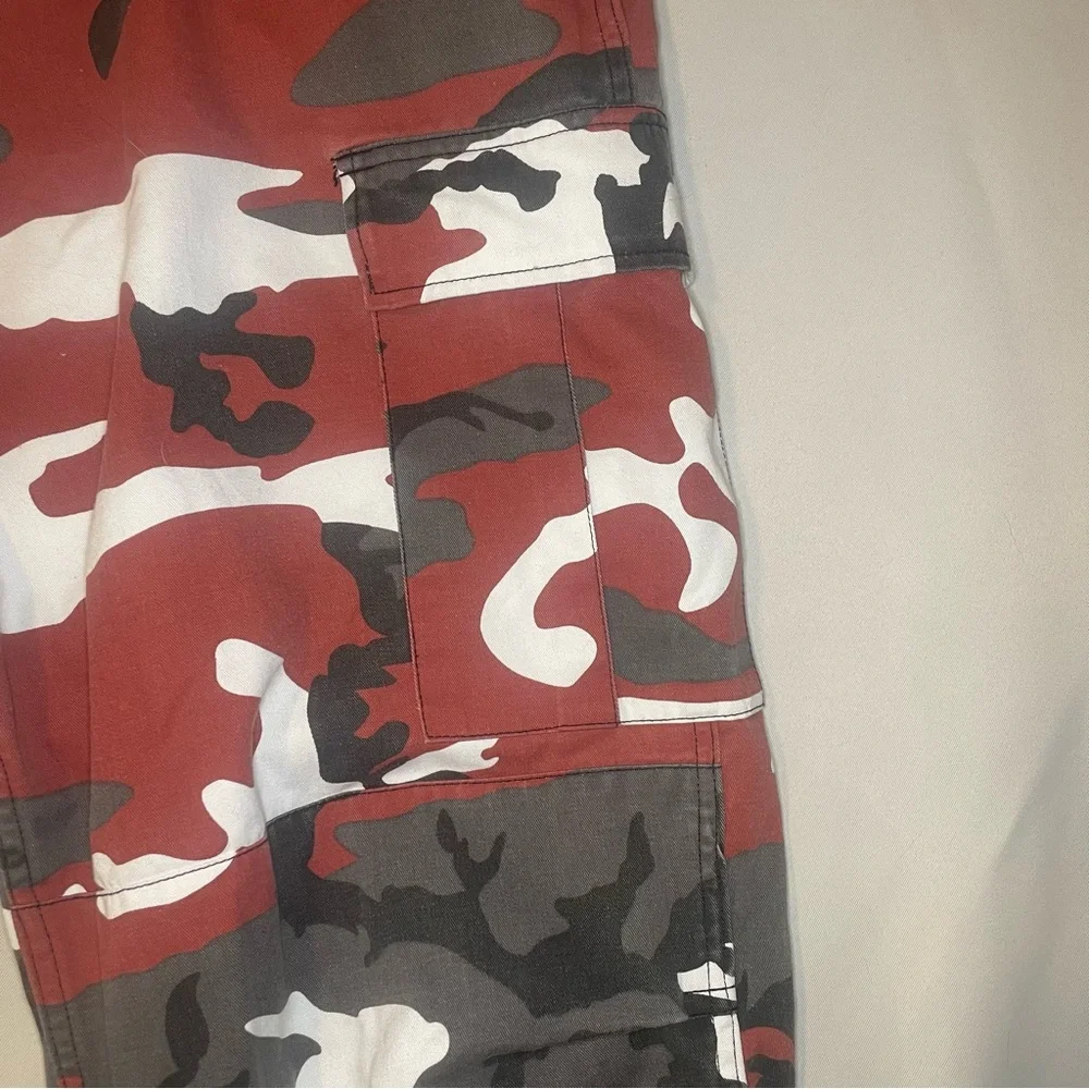 Backbone Red Black White‎ Camo Cargo Pants Jogger Style XL - Picture 6 of 16